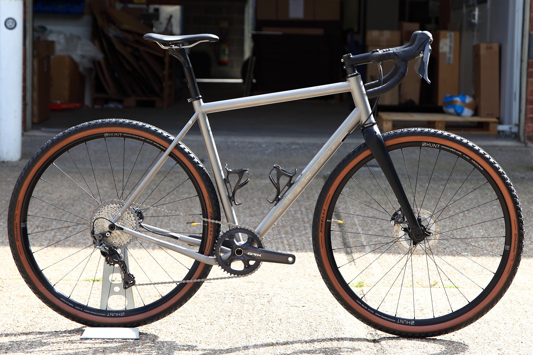 gravel bikes with fenders